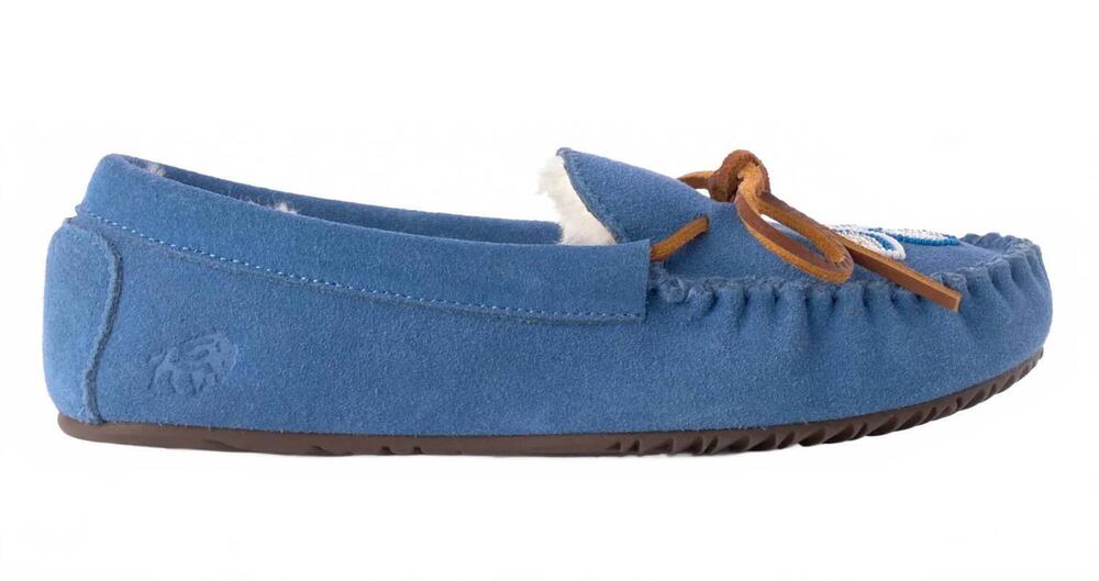 NEW MANITOBAH MUKLUKS women's kayak cozy moccasin shoe in coronet blue